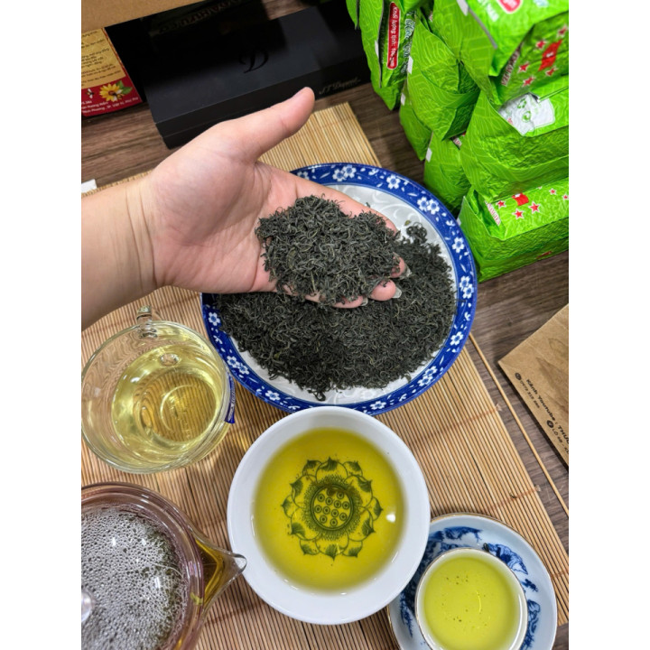 Trà Tân Cương Tôm nõn - Thượng hạng TC2 Gói 100g Trà Tân Cương Tôm nõn - Thượng hạng TC2 Gói 100g