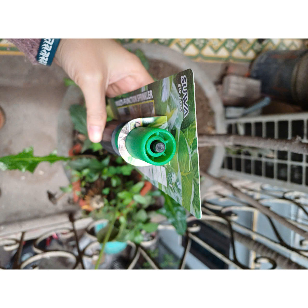 Vòi tưới cây đa năng điều chỉnh được áp lực nước